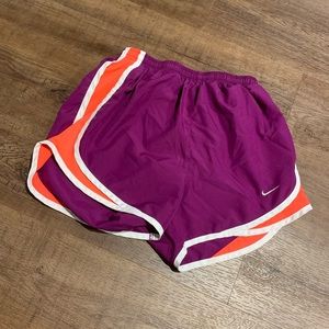 XS Nike running shorts